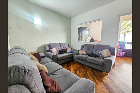 Sala de casa à venda com 3 quartos, 190m² em Jardim Promissao, São Paulo