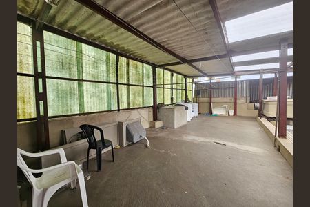 Casa à venda com 190m², 3 quartos e 2 vagas Casa à venda com 190m², 3 quartos e 2 vagasÁrea de Serviço