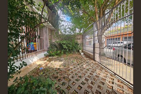 Casa à venda com 190m², 3 quartos e 2 vagas Casa à venda com 190m², 3 quartos e 2 vagasGaragem