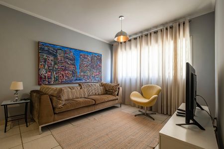 Apartamento para alugar com 75m², 2 quartos e 1 vagaSala