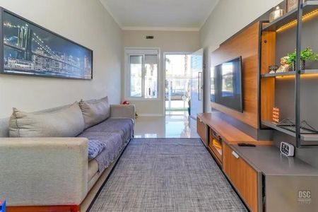 Casa à venda com 93m², 2 quartos e 1 vagaSala