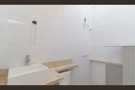 Casa à venda com 93m², 2 quartos e 1 vagaBanheiro 1