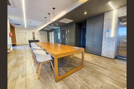 Studio à venda com 25m², 1 quarto e sem vaga Studio à venda com 25m², 1 quarto e sem vagaÁrea comum