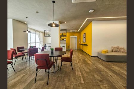 Studio à venda com 25m², 1 quarto e sem vaga Studio à venda com 25m², 1 quarto e sem vagaÁrea comum - Salão de festas
