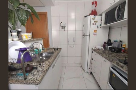 Cozinha de apartamento para alugar com 2 quartos, 47m² em Castelo, Belo Horizonte