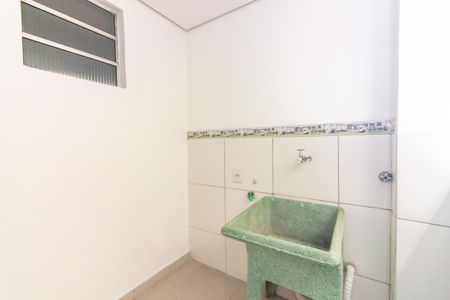 Casa para alugar com 55m², 2 quartos e sem vagaÁrea de Serviço 