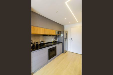 Apartamento à venda com 27m², 1 quarto e 1 vaga Apartamento à venda com 27m², 1 quarto e 1 vagaCozinha