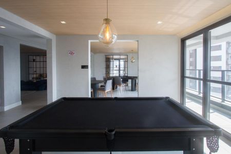 Apartamento à venda com 27m², 1 quarto e 1 vaga Apartamento à venda com 27m², 1 quarto e 1 vagaSalão de jogos