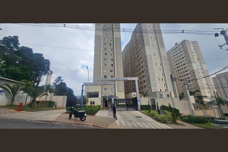 Apartamento para alugar com 44m², 2 quartos e 1 vaga Apartamento para alugar com 44m², 2 quartos e 1 vagaFachada do condomínio - Placa instalada na fachada do condomínio - Código da placa: WPSU-147