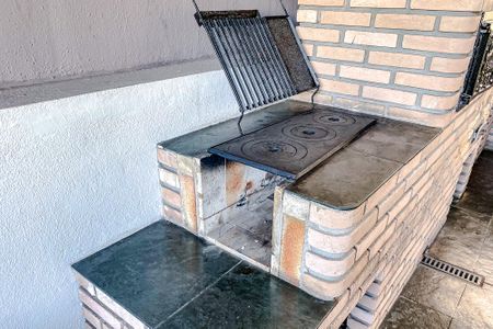 Apartamento para alugar com 63m², 2 quartos e 2 vagasÁrea comum - Churrasqueira