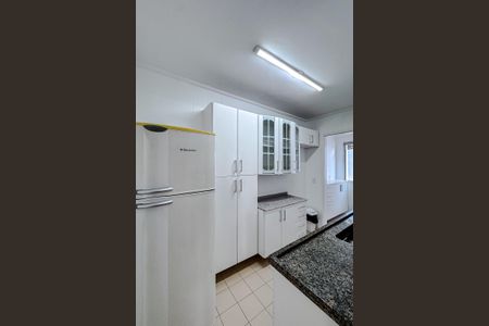 Apartamento para alugar com 63m², 2 quartos e 2 vagas Apartamento para alugar com 63m², 2 quartos e 2 vagasCozinha