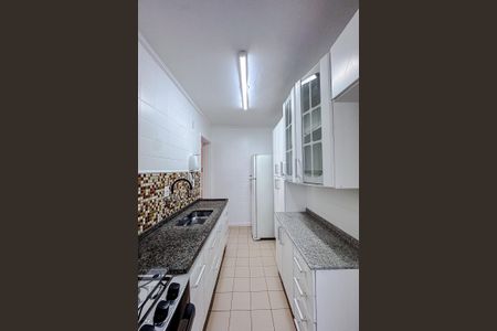 Apartamento para alugar com 63m², 2 quartos e 2 vagas Apartamento para alugar com 63m², 2 quartos e 2 vagasCozinha