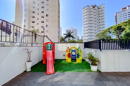 Apartamento para alugar com 63m², 2 quartos e 2 vagasÁrea comum - Playground