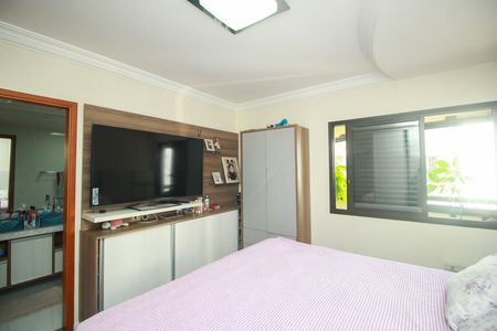 Apartamento à venda com 141m², 3 quartos e 3 vagas Apartamento à venda com 141m², 3 quartos e 3 vagasSuíte 1