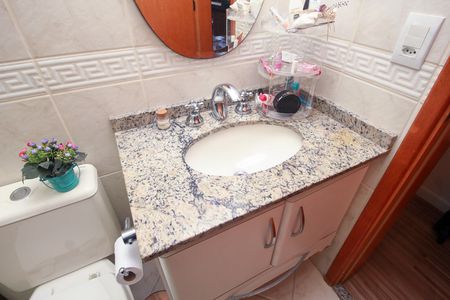 Apartamento à venda com 141m², 3 quartos e 3 vagas Apartamento à venda com 141m², 3 quartos e 3 vagasBanheiro da Suíte 2