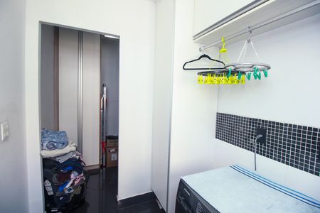 Apartamento à venda com 141m², 3 quartos e 3 vagas Apartamento à venda com 141m², 3 quartos e 3 vagasÁrea de Serviço