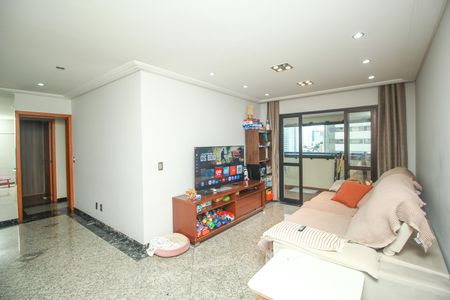 Apartamento à venda com 141m², 3 quartos e 3 vagas Apartamento à venda com 141m², 3 quartos e 3 vagasSala
