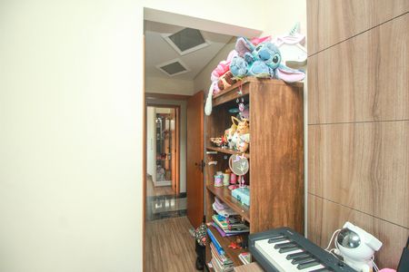 Apartamento à venda com 141m², 3 quartos e 3 vagas Apartamento à venda com 141m², 3 quartos e 3 vagasSuíte 2