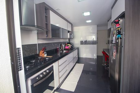 Apartamento à venda com 141m², 3 quartos e 3 vagas Apartamento à venda com 141m², 3 quartos e 3 vagasCozinha