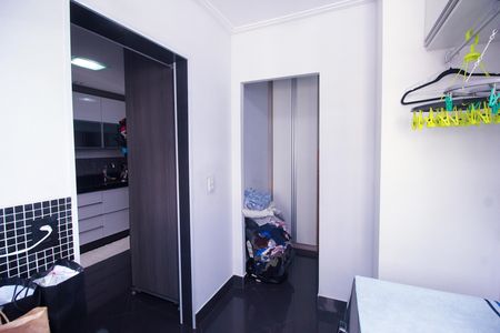 Apartamento à venda com 141m², 3 quartos e 3 vagas Apartamento à venda com 141m², 3 quartos e 3 vagasÁrea de Serviço