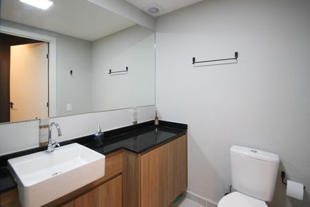 Studio para alugar com 28m², 1 quarto e sem vaga Studio para alugar com 28m², 1 quarto e sem vagaBanheiro