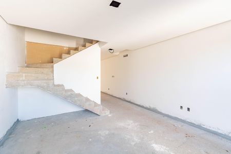 Casa à venda com 3 quartos, 139m² em Estância Velha, Canoas