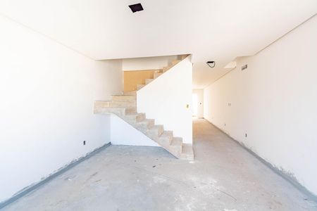 Casa à venda com 139m², 3 quartos e 2 vagas