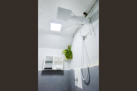 Banheiro de kitnet/studio para alugar com 1 quarto, 35m² em Vila Maricy, Guarulhos
