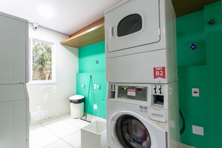 Apartamento para alugar com 43m², 1 quarto e 1 vagaÁrea comum - Lavanderia 