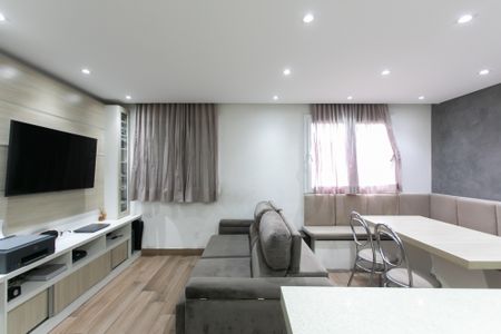 Sala de apartamento para alugar com 1 quarto, 43m² em Jardim Helena, São Paulo