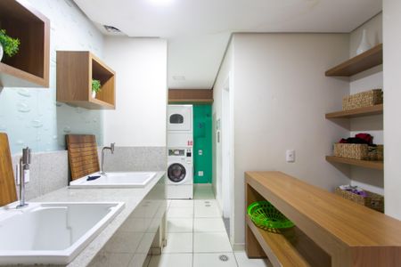 Apartamento para alugar com 43m², 1 quarto e 1 vagaÁrea comum - Lavanderia 