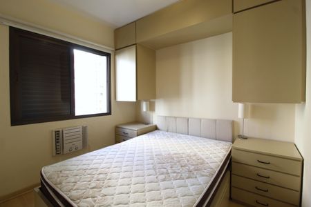 Quarto de apartamento à venda com 1 quarto, 45m² em Itaim Bibi, São Paulo