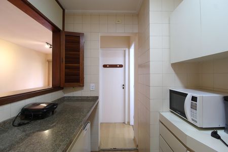 Cozinha de apartamento à venda com 1 quarto, 45m² em Itaim Bibi, São Paulo