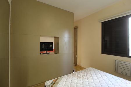 Quarto de apartamento à venda com 1 quarto, 45m² em Itaim Bibi, São Paulo