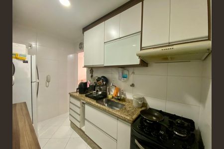 Apartamento à venda com 55m², 2 quartos e 1 vagaCozinha