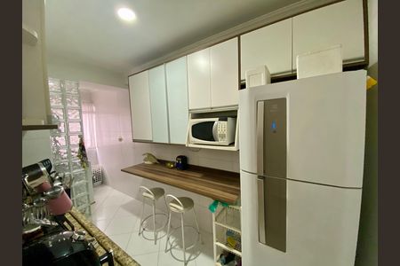 Apartamento à venda com 55m², 2 quartos e 1 vagaCozinha