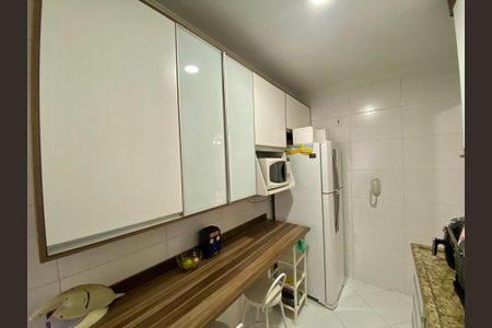 Apartamento à venda com 55m², 2 quartos e 1 vagaCozinha