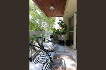 Varanda de apartamento à venda com 3 quartos, 132m² em Vila Andrade, São Paulo