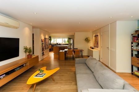 Apartamento à venda com 132m², 3 quartos e 2 vagassala 