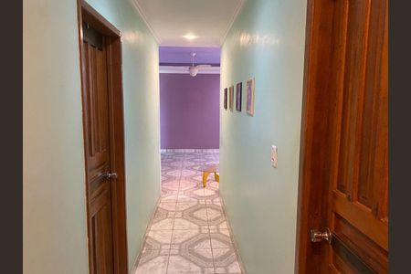 Casa para alugar com 75m², 2 quartos e 5 vagasCorredor