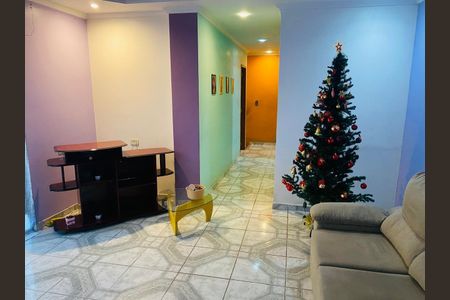 Sala de casa para alugar com 2 quartos, 75m² em Parque Fluminense , Duque de Caxias