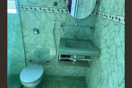 Banheiro de casa para alugar com 2 quartos, 75m² em Parque Fluminense , Duque de Caxias