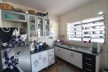 Casa à venda com 220m², 4 quartos e 2 vagasCozinha
