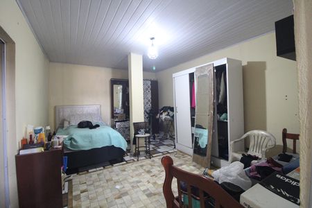 Casa à venda com 220m², 4 quartos e 2 vagasEdícula / quarto