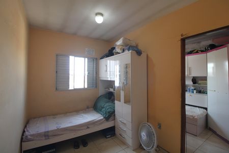 Casa à venda com 220m², 4 quartos e 2 vagasQuarto 1