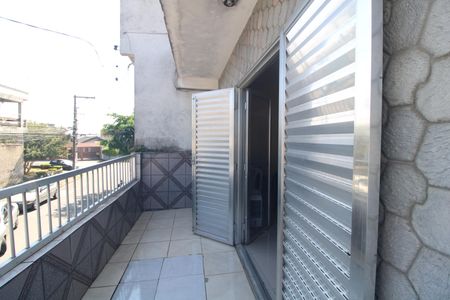Varanda / sala 1 de casa à venda com 4 quartos, 220m² em Parque Santa Cecilia, São Paulo
