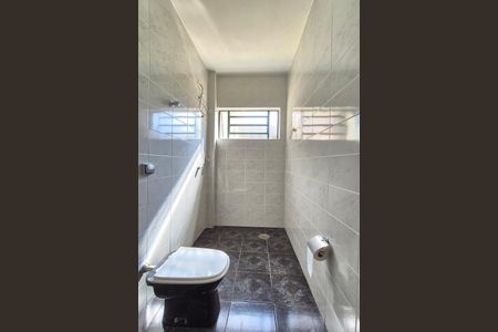 Casa à venda com 280m², 5 quartos e 4 vagasBanheiro