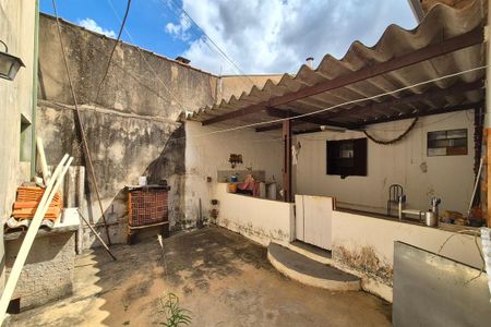 Casa à venda com 280m², 5 quartos e 4 vagasQuintal 