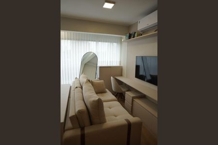 Sala de apartamento para alugar com 1 quarto, 35m² em Pinheiros, São Paulo