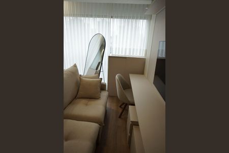 Sala de apartamento para alugar com 1 quarto, 35m² em Pinheiros, São Paulo